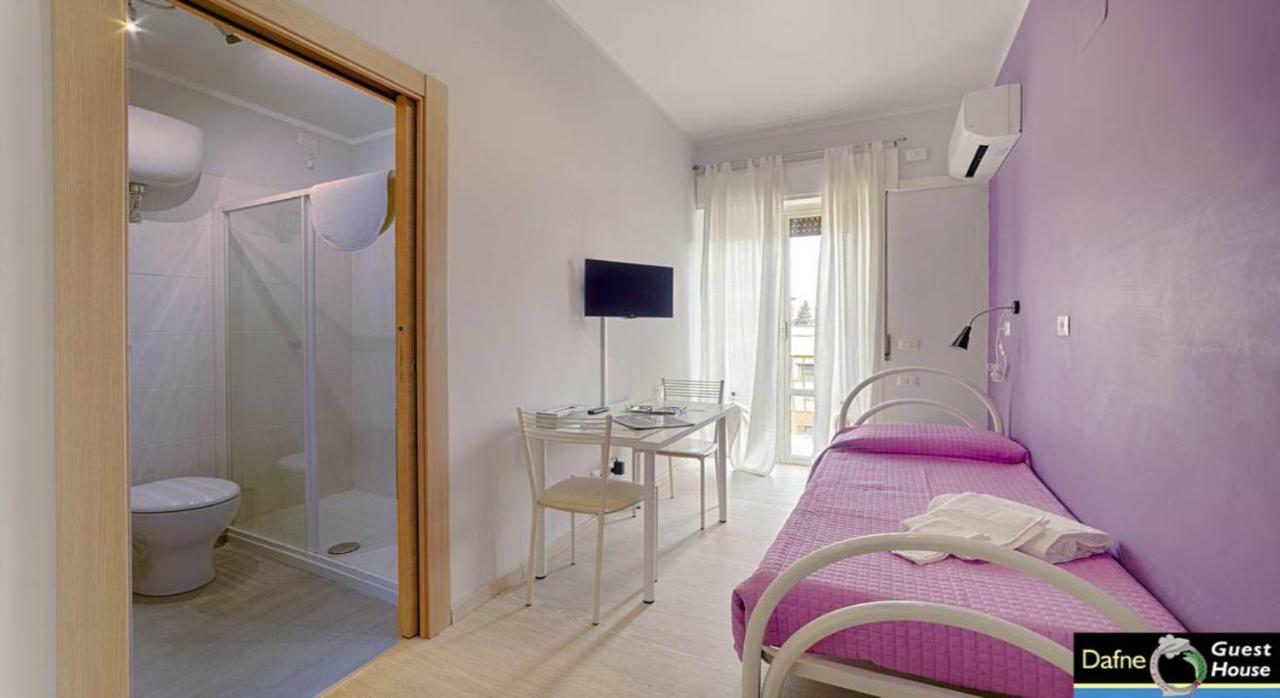 Dafne Portonaccio Hotel โรม ภายนอก รูปภาพ