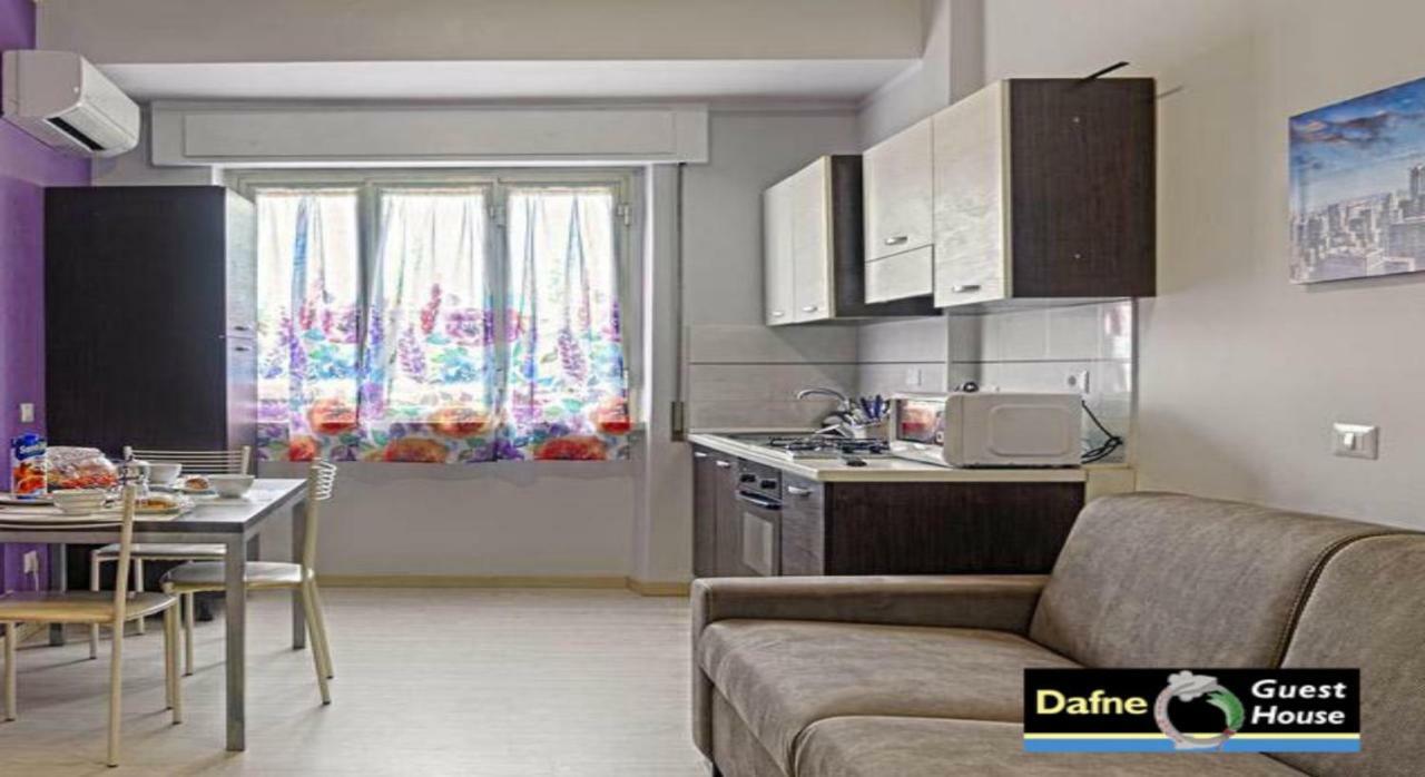 Dafne Portonaccio Hotel โรม ภายนอก รูปภาพ
