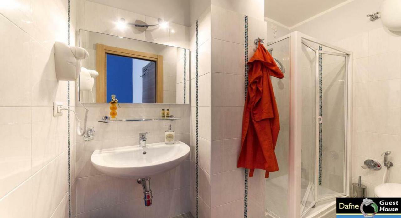 Dafne Portonaccio Hotel โรม ภายนอก รูปภาพ